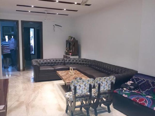 2 BHK Independent Builder Floor in Kirti Nagar for rent New Delhi. The reference number is 10435413