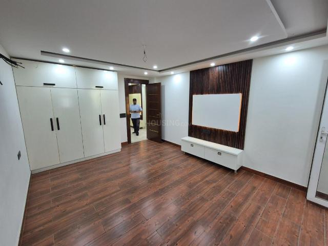 2 BHK Independent Builder Floor in Kirti Nagar for rent New Delhi. The reference number is 20613515