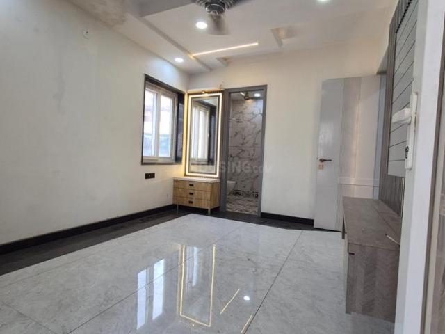 2 BHK Independent Builder Floor in Kirti Nagar for resale New Delhi. The reference number is 21333543