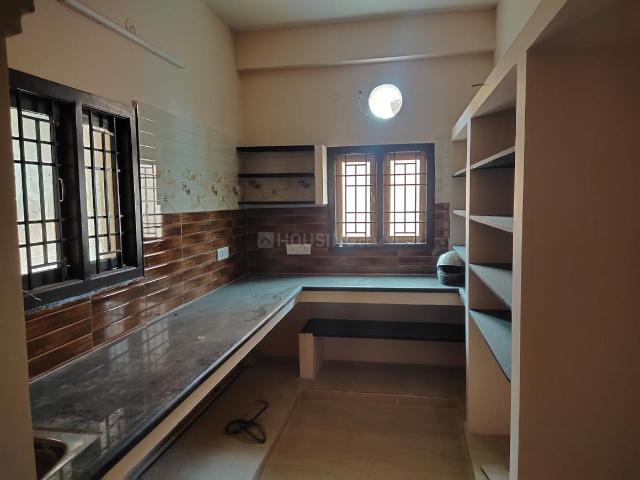 2 BHK Independent Builder Floor in Kodungaiyur West for rent Chennai. The reference number is 20377770