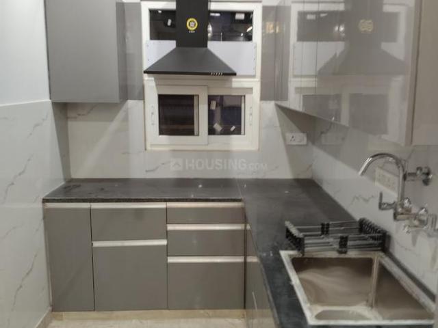 2 BHK Independent Builder Floor in Krishna Nagar for rent New Delhi. The reference number is 18760511