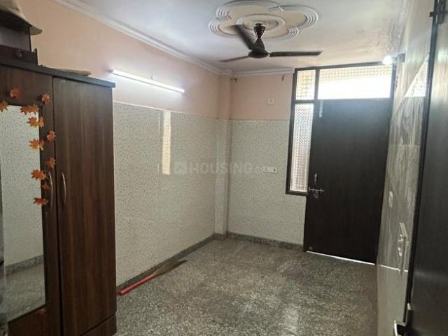 2 BHK Independent Builder Floor in Krishna Nagar for rent New Delhi. The reference number is 21187197
