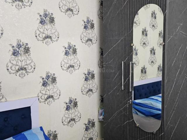2 BHK Independent Builder Floor in Krishna Nagar for resale New Delhi. The reference number is 17099217