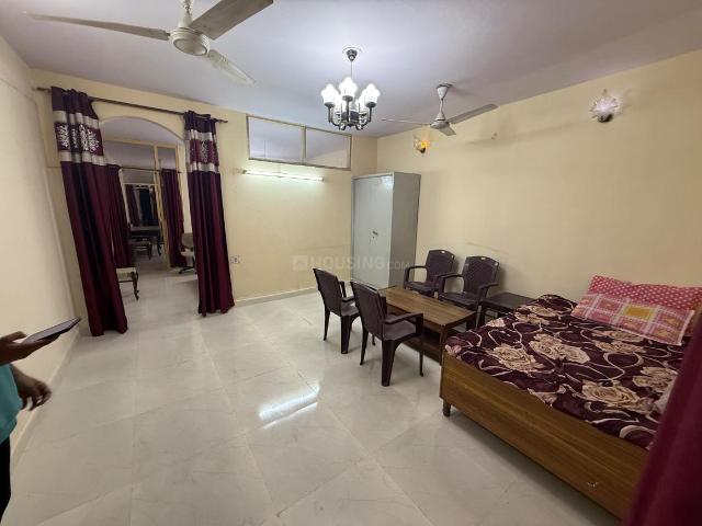 2 BHK Independent Builder Floor in Lajpat Nagar for rent New Delhi. The reference number is 18981463