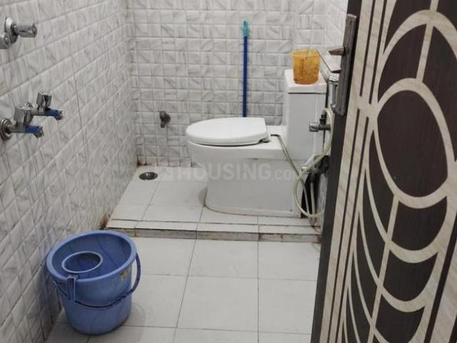 2 BHK Independent Builder Floor in Lajpat Nagar for rent New Delhi. The reference number is 19023797