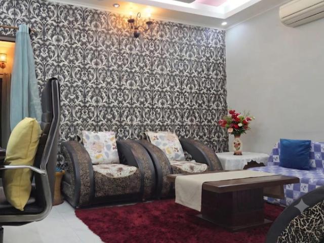 2 BHK Independent Builder Floor in Lajpat Nagar for rent New Delhi. The reference number is 20711526