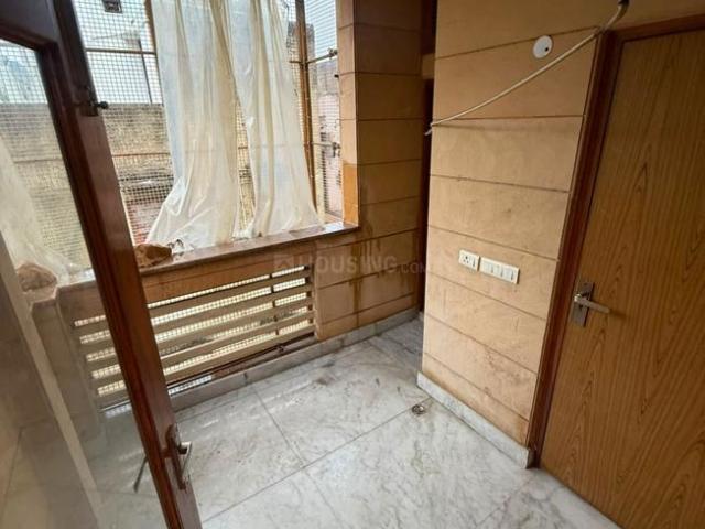 2 BHK Independent Builder Floor in Lajpat Nagar for rent New Delhi. The reference number is 20889741