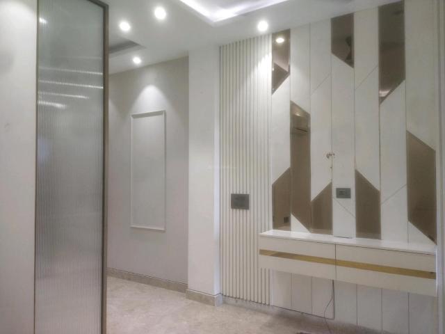 2 BHK Independent Builder Floor in Lajpat Nagar for rent New Delhi. The reference number is 20955855