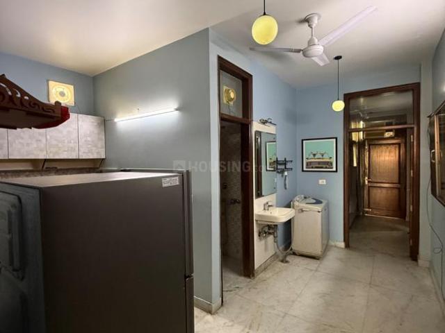 2 BHK Independent Builder Floor in Lajpat Nagar for rent New Delhi. The reference number is 21120680