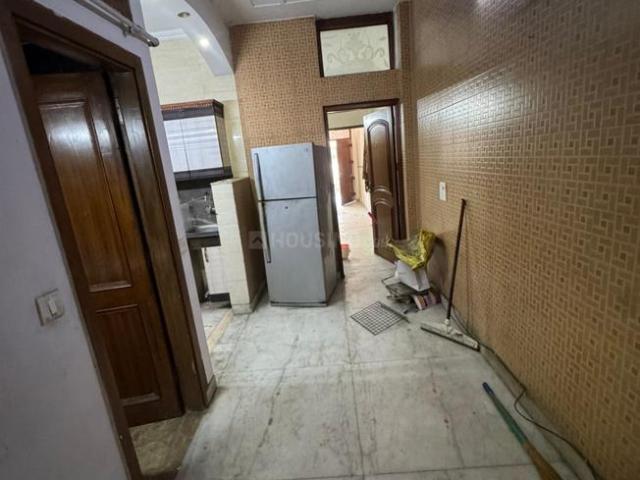 2 BHK Independent Builder Floor in Lajpat Nagar for rent New Delhi. The reference number is 21125941