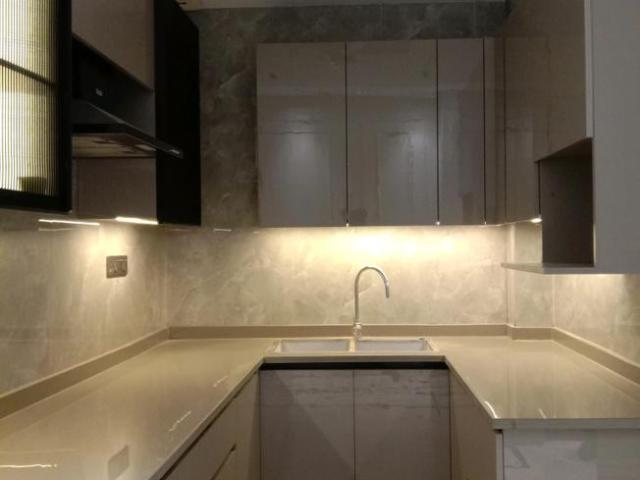 2 BHK Independent Builder Floor in Lajpat Nagar for resale New Delhi. The reference number is 18998308