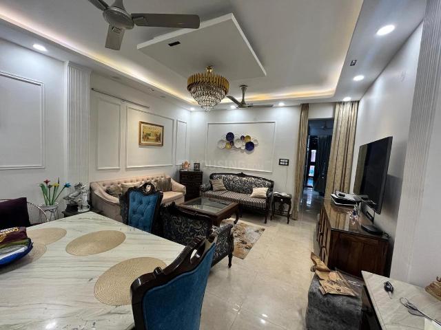 2 BHK Independent Builder Floor in Lajpat Nagar for resale New Delhi. The reference number is 20679740