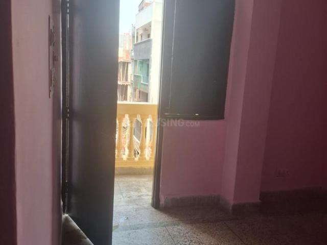 2 BHK Independent Builder Floor in Laxmi Nagar for rent New Delhi. The reference number is 19916013