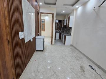 East Delhi, New Delhi, Delhi - Parking