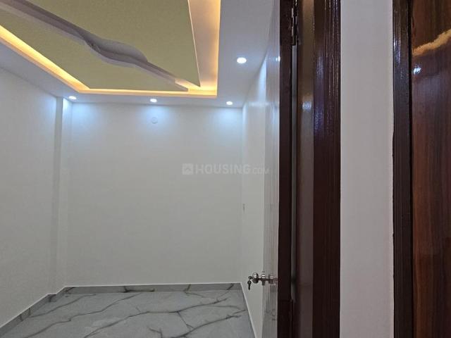 2 BHK Independent Builder Floor in Laxmi Nagar for resale New Delhi. The reference number is 21290172