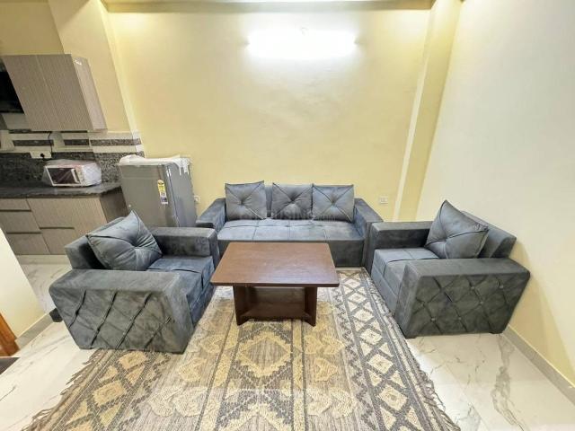2 BHK Independent Builder Floor in Palam Vihar Extension for rent Gurgaon. The reference number is 19905543