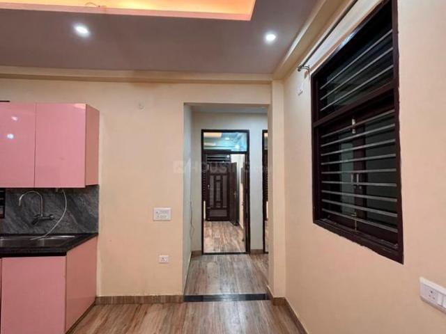2 BHK Independent Builder Floor in Palam Vihar Extension for rent Gurgaon. The reference number is 21023227