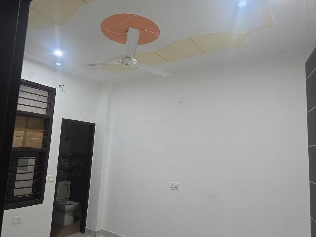2 BHK Independent Builder Floor in Palam Vihar Extension for rent Gurgaon. The reference number is 21046773