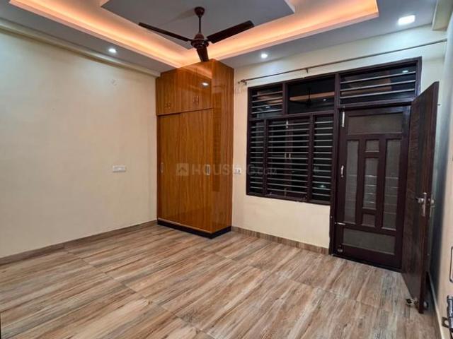 2 BHK Independent Builder Floor in Palam Vihar Extension for rent Gurgaon. The reference number is 21069173