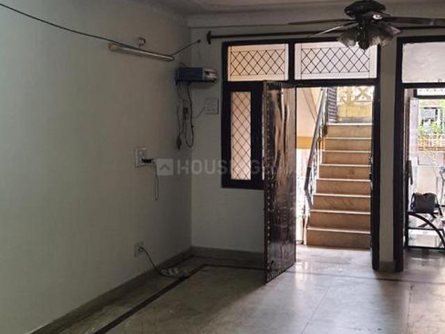 2 BHK Independent Builder Floor in Pandav Nagar for rent New Delhi. The reference number is 18113527