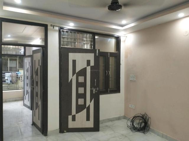 2 BHK Independent Builder Floor in Pandav Nagar for rent New Delhi. The reference number is 21030562