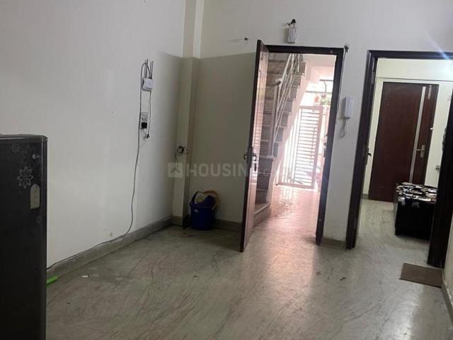2 BHK Independent Builder Floor in Paschim Vihar for rent New Delhi. The reference number is 20166055