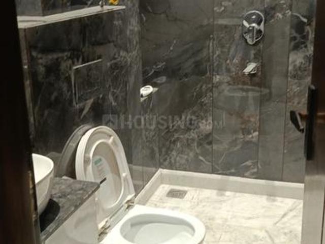 2 BHK Independent Builder Floor in Paschim Vihar for rent New Delhi. The reference number is 20293214