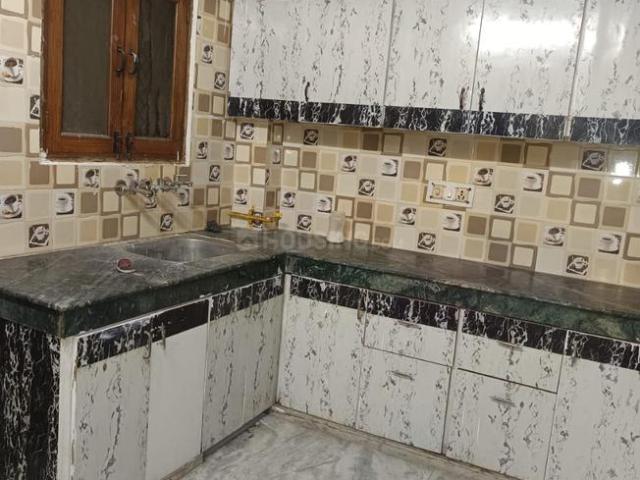2 BHK Independent Builder Floor in Paschim Vihar for rent New Delhi. The reference number is 20666297