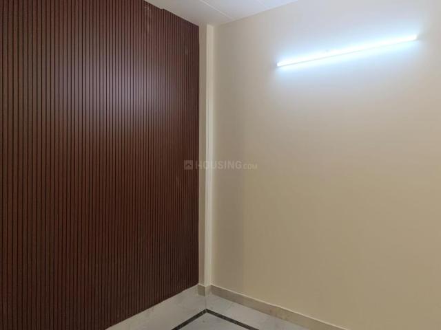 2 BHK Independent Builder Floor in Paschim Vihar for rent New Delhi. The reference number is 20699880