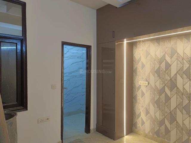 2 BHK Independent Builder Floor in Paschim Vihar for rent New Delhi. The reference number is 20699883
