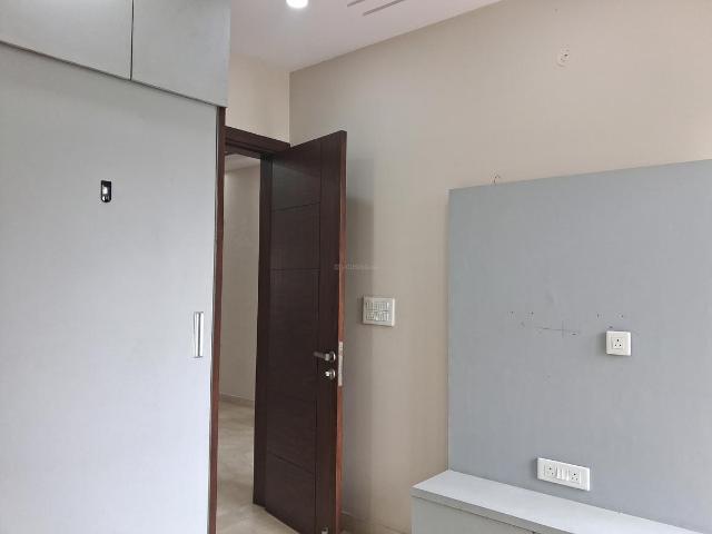 2 BHK Independent Builder Floor in Paschim Vihar for rent New Delhi. The reference number is 20952841