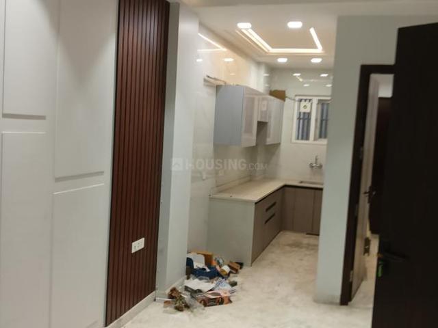 2 BHK Independent Builder Floor in Paschim Vihar for resale New Delhi. The reference number is 19996705