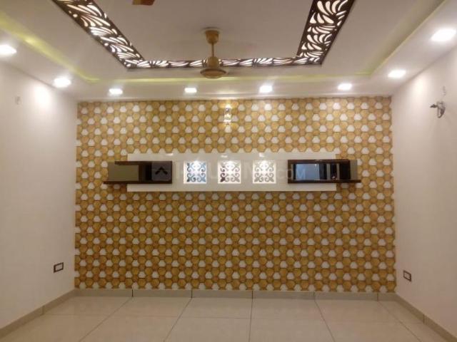 2 BHK Independent Builder Floor in Patel Nagar for rent New Delhi. The reference number is 6250955