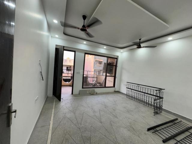 2 BHK Independent Builder Floor in Patel Nagar for rent New Delhi. The reference number is 19645485