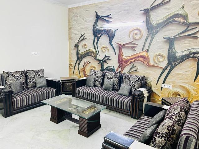 2 BHK Independent Builder Floor in Patel Nagar for rent New Delhi. The reference number is 19891778