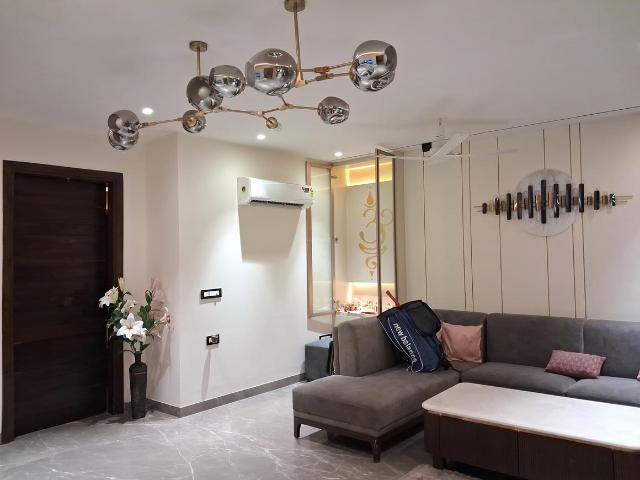 2 BHK Independent Builder Floor in Patel Nagar for rent New Delhi. The reference number is 19961077