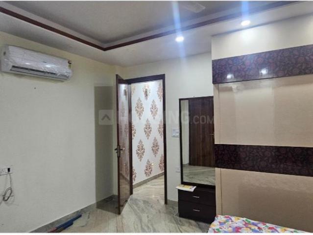 2 BHK Independent Builder Floor in Patel Nagar for rent New Delhi. The reference number is 21129360