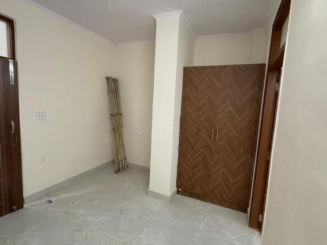 2 BHK Independent Builder Floor in Patel Nagar for rent New Delhi. The reference number is 21336114