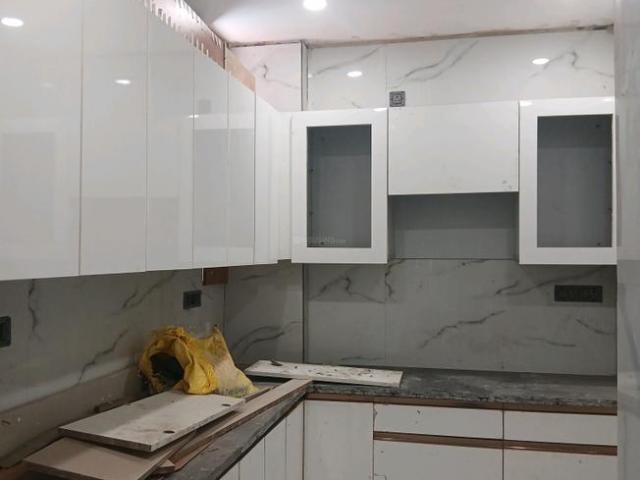 2 BHK Independent Builder Floor in Patel Nagar for resale New Delhi. The reference number is 17753027