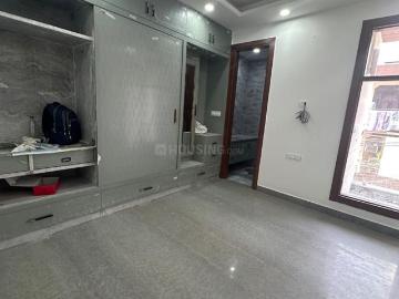2 BHK Independent Builder Floor in Patel Nagar for resale New Delhi. The reference number is 18605863