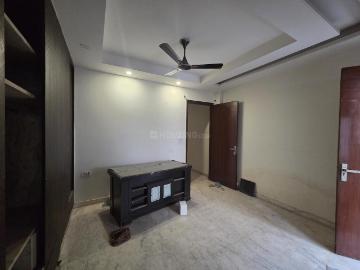 2 BHK Independent Builder Floor in Patel Nagar for resale New Delhi. The reference number is 19254420