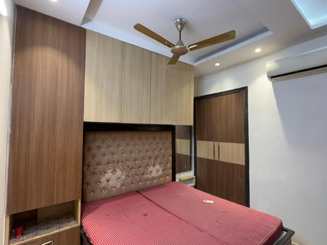 2 BHK Independent Builder Floor in Patel Nagar for resale New Delhi. The reference number is 21219958