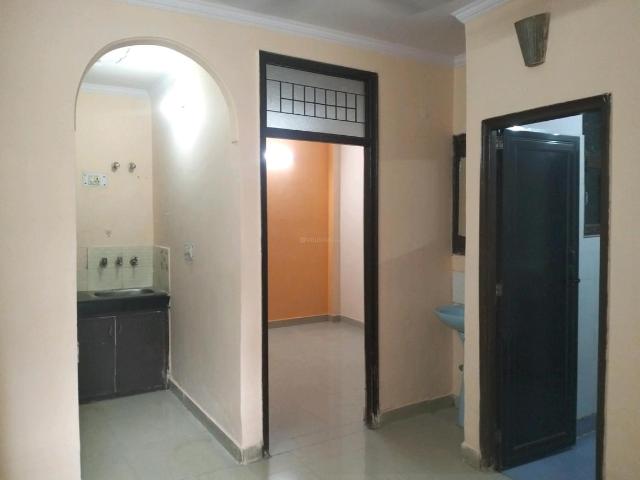 2 BHK Independent Builder Floor in Patparganj for rent New Delhi. The reference number is 20852248