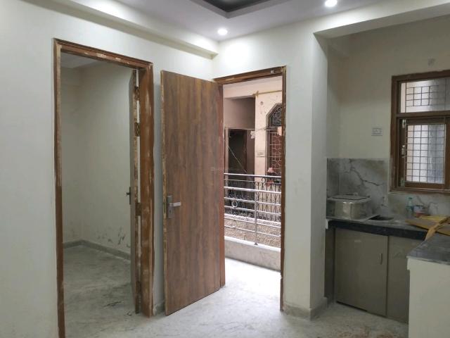 2 BHK Independent Builder Floor in Patparganj for resale New Delhi. The reference number is 19699854