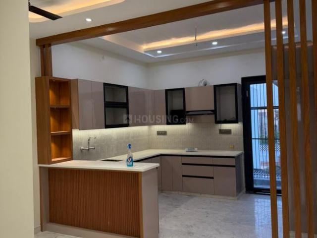 2 BHK Independent Builder Floor in Phi III for rent Greater Noida. The reference number is 20514031