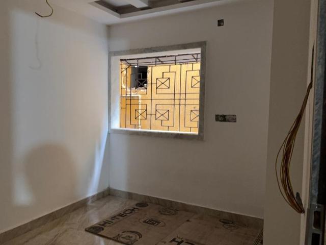 2 BHK Independent Builder Floor in Picnic Garden for resale Kolkata. The reference number is 21171855
