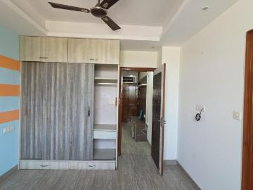 2 BHK Independent Builder Floor in Pitampura for rent New Delhi. The reference number is 20274704