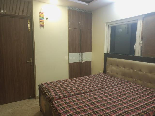 2 BHK Independent Builder Floor in Pitampura for rent New Delhi. The reference number is 21136790