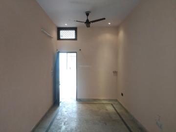 2 BHK Independent Builder Floor in Pitampura for rent New Delhi. The reference number is 9089425
