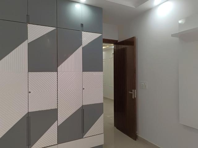 2 BHK Independent Builder Floor in Pitampura for resale New Delhi. The reference number is 18706492
